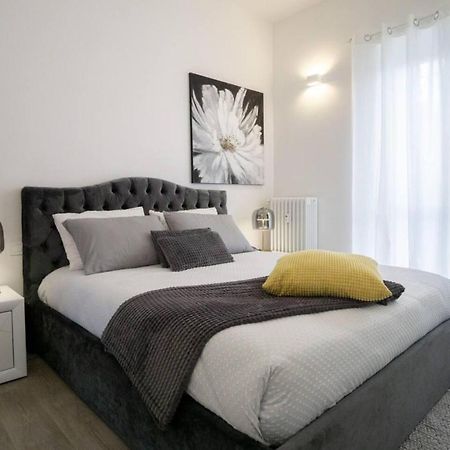 Splendido Dpto Con 2 Letti E 2 Bagni Ad Asti Italy Lejlighed Eksteriør billede